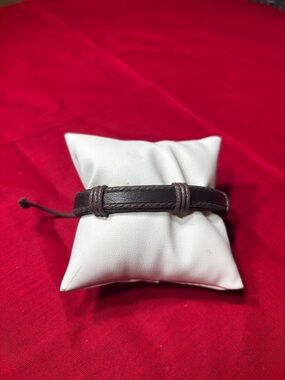 New! Decorative Leather Bracelet Men Wrap Handmade Wristband Adjustable